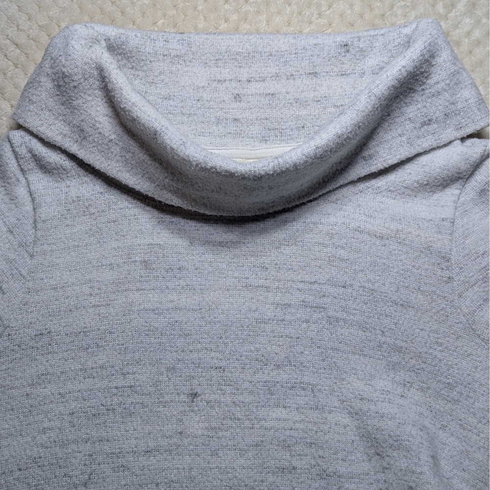 Maeve Anthropologie Gray Turtleneck Sweater Small Minimal Quiet Luxury‎